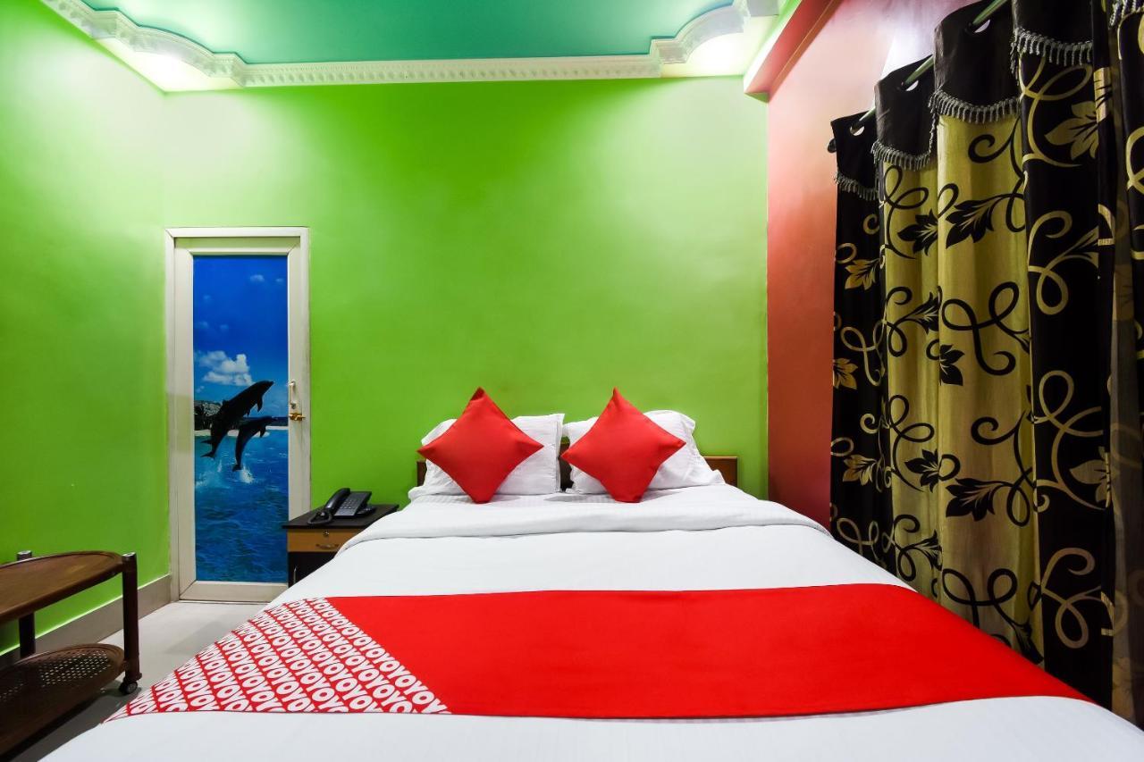 Oyo 44160 Hotel Sahana Jangipur Extérieur photo