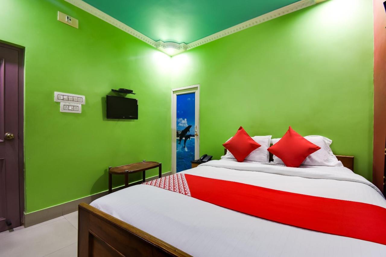Oyo 44160 Hotel Sahana Jangipur Extérieur photo